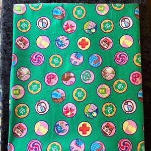 Girl Scouts Fabric (TM) 5 Pieces with Colorful GS Themed Patterns